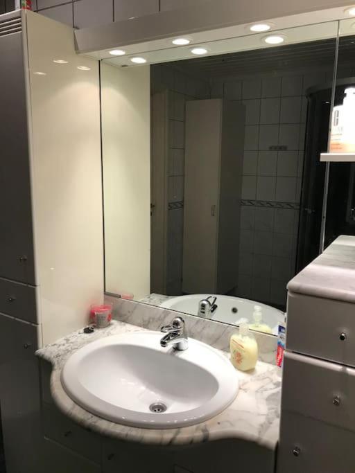 Comfortable 3 Bedroom Apartment On One Floor. Sandefjord Luaran gambar